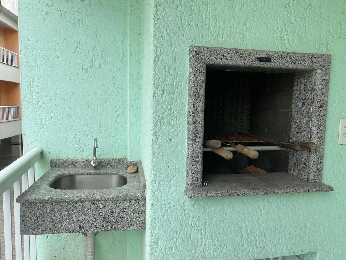 318 - Apartamento 02 Dormitorios Com Piscina Bombinhas